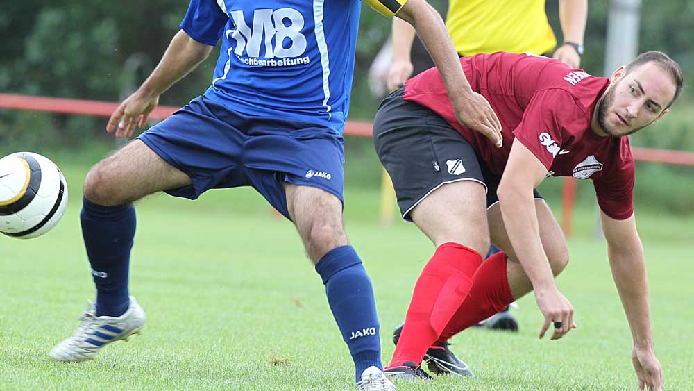 Vier Bachmann-Tore im Verfolgerduell