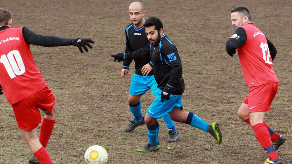 Novoa Aguilar trifft vierfach / Urberach beim Dritten
