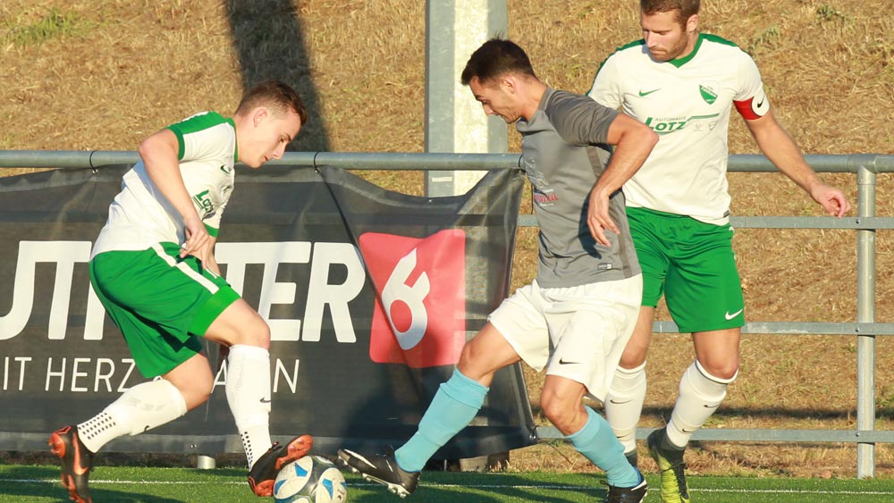 Münster siegt weiter / Blecher-Dreierpack