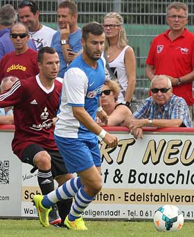 Langstadt greift Spitze an / Lorenz knurrt