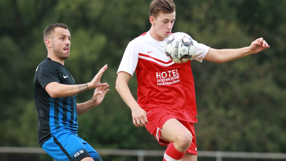 Topteams patzen auf eigenem Platz