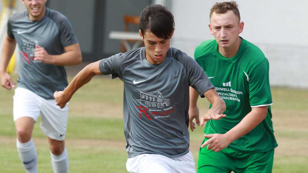 Klingens Hubinsky trifft im Topspiel dreifach